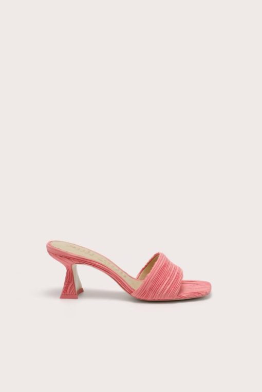 Praguevibe.shop5ef5b0fe62 1