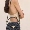 Praguevibe.shopbf983aabea 2